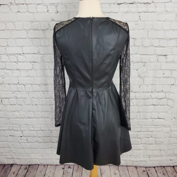 ONLY Sara Faux Leather Mix Dress Black 4 NWT - Picture 3 of 7